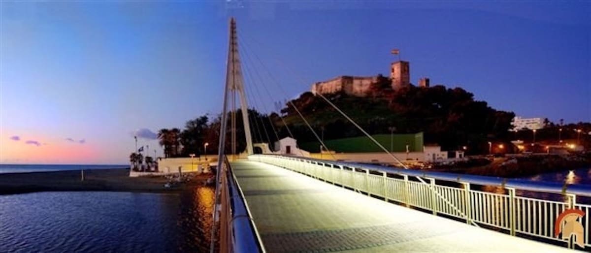 2 soverom Leilighet til salgs i Fuengirola med svømmebasseng garasje - € 290 000 (Ref: 9776973)