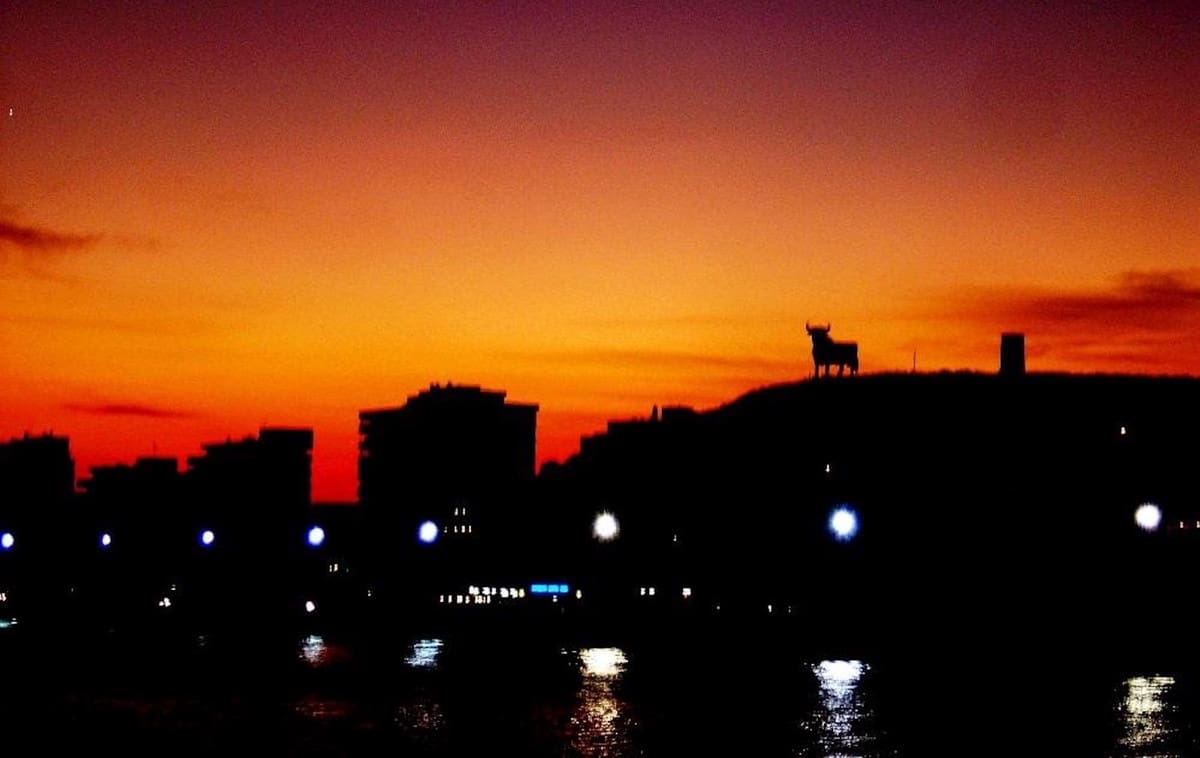 2 soverom Leilighet til salgs i Fuengirola med svømmebasseng garasje - € 290 000 (Ref: 9776973)