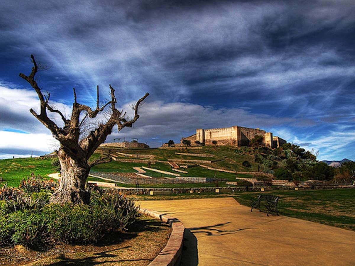 2 soverom Leilighet til salgs i Fuengirola med svømmebasseng garasje - € 290 000 (Ref: 9776973)