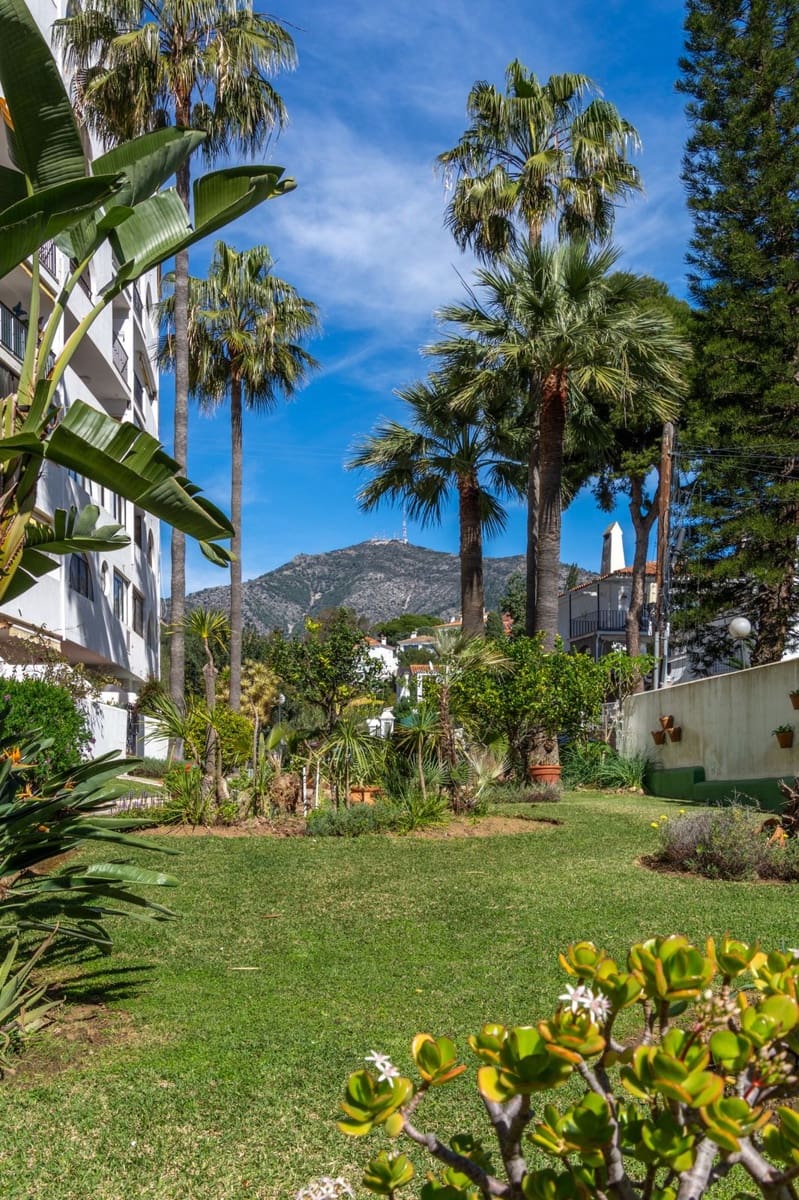 2 soverom Leilighet til salgs i Fuengirola med svømmebasseng garasje - € 290 000 (Ref: 9776973)