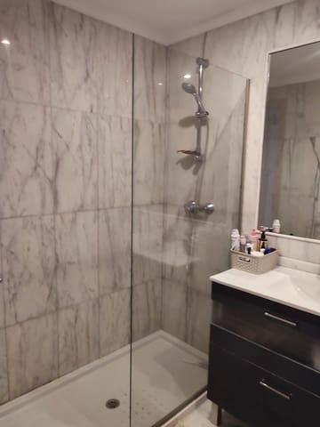 2 slaapkamer Penthouse te koop in Benahavís met zwembad garage - € 290.000 (Ref: 9776987)