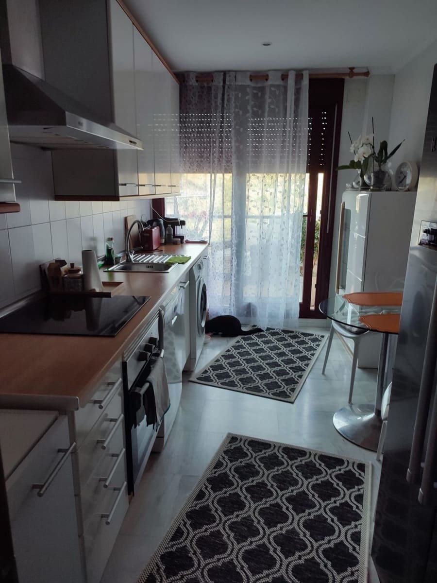 2 slaapkamer Penthouse te koop in Benahavis met zwembad garage - € 290.000 (Ref: 9776987)