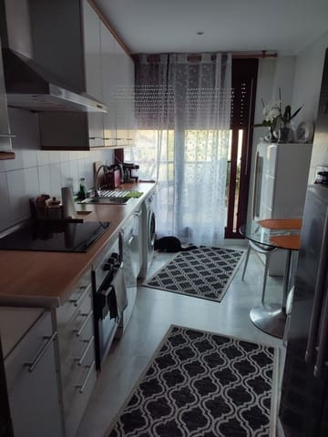 2 slaapkamer Penthouse te koop in Benahavís met zwembad garage - € 290.000 (Ref: 9776987)