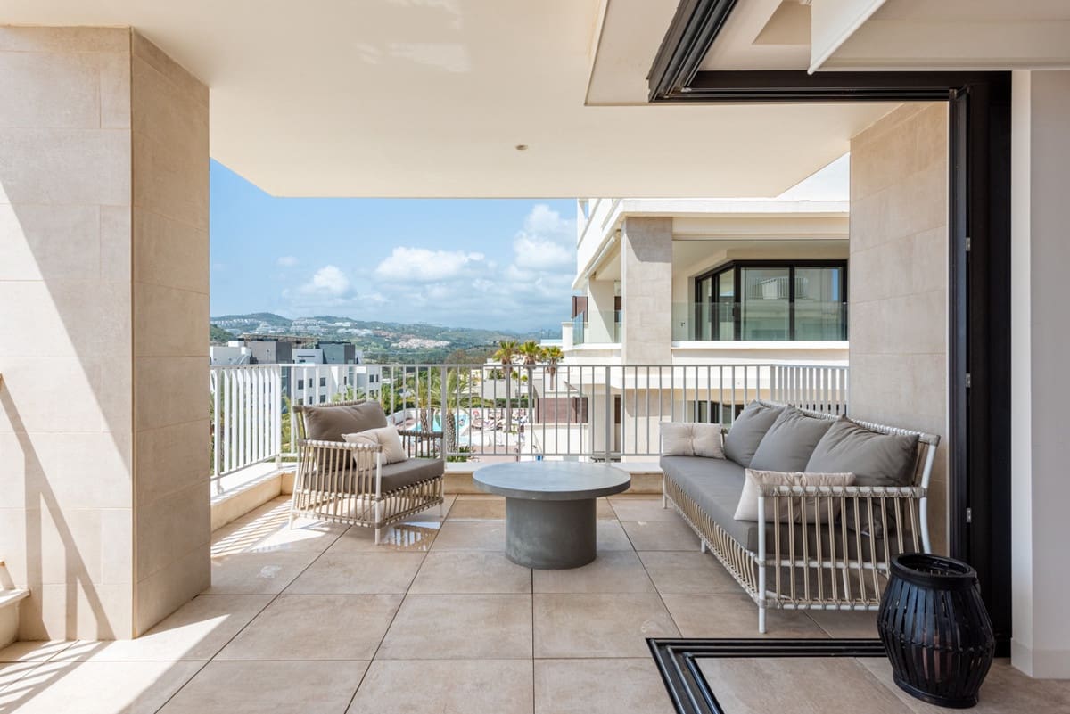 4 soveværelse Lejlighed til salg i La Cala de Mijas med garage - € 935.000 (Ref: 9778545)