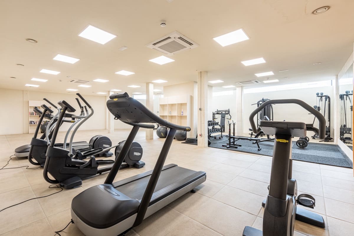 4 soveværelse Lejlighed til salg i La Cala de Mijas med garage - € 935.000 (Ref: 9778545)