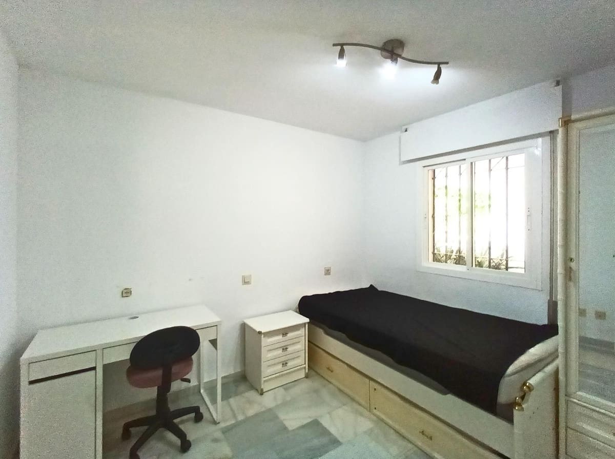 2 soveværelse Lejlighed til salg i Torremolinos med swimmingpool garage - € 314.000 (Ref: 9782047)