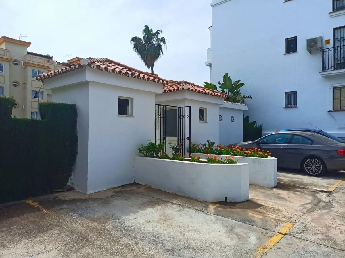 2 soveværelse Lejlighed til salg i Torremolinos med swimmingpool garage - € 314.000 (Ref: 9782047)