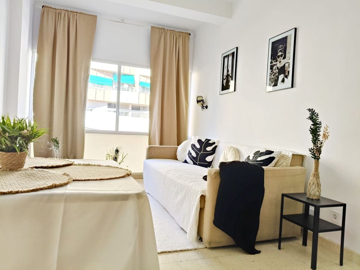 1 bedroom Apartment for sale in Torremolinos - € 212,000 (Ref: 9782173)