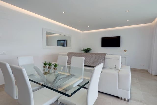 3 soverom Penthouse til salgs i Nueva Andalucia, Marbella med svømmebasseng garasje - € 1 180 000 (Ref: 9782205)