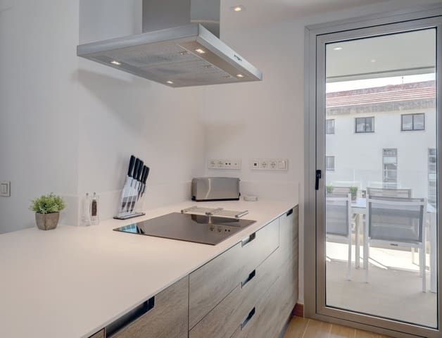 3 soverom Penthouse til salgs i Nueva Andalucia, Marbella med svømmebasseng garasje - € 1 180 000 (Ref: 9782205)