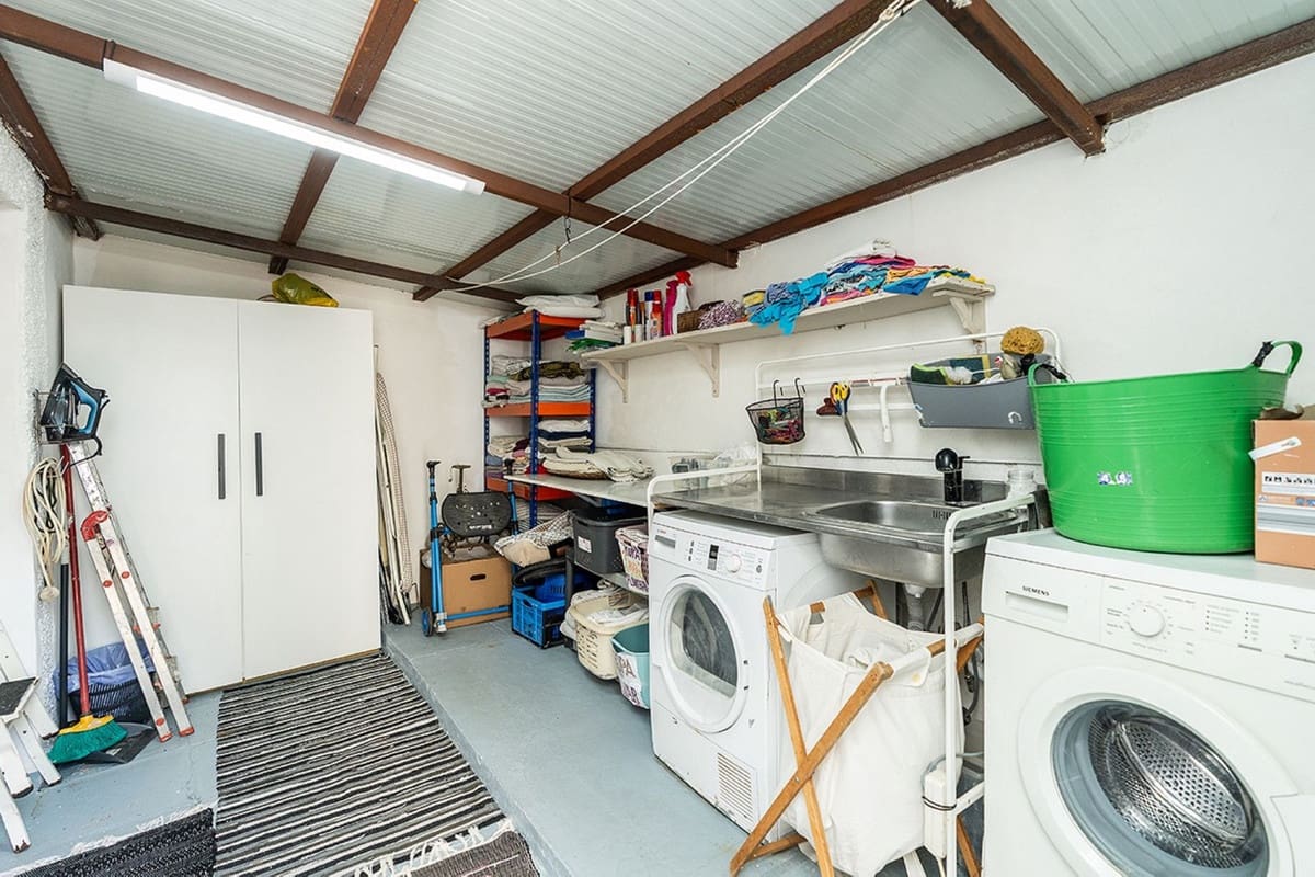 Chalet de 6 habitaciones en Río Real en venta con piscina garaje - 1.285.000 € (Ref: 9782206)