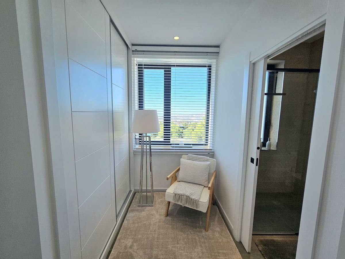 3 soveværelse Villa til salg i Mijas med swimmingpool garage - € 1.395.000 (Ref: 9782207)