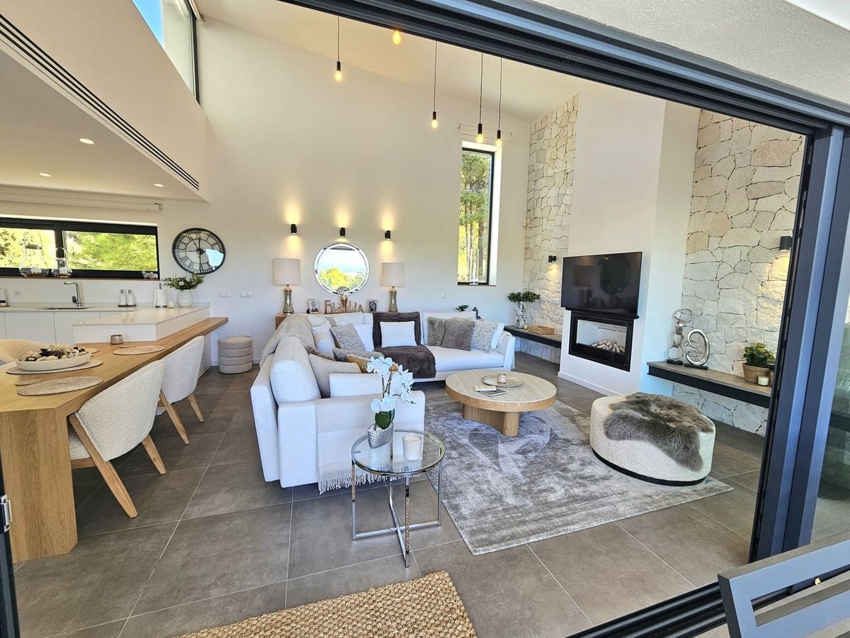 3 soveværelse Villa til salg i Mijas med swimmingpool garage - € 1.395.000 (Ref: 9782207)