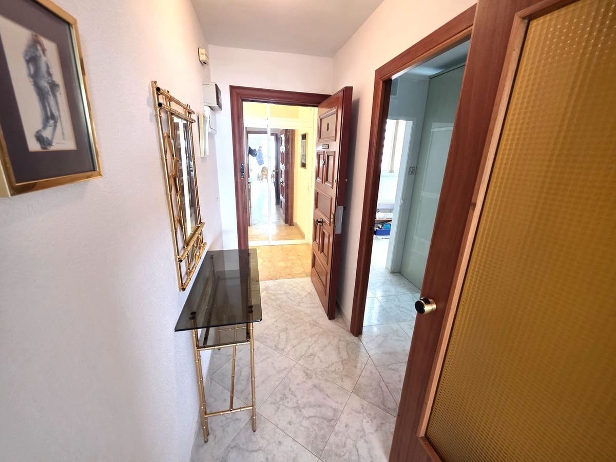 3 soveværelse Lejlighed til salg i Torremolinos med swimmingpool - € 669.000 (Ref: 9782211)