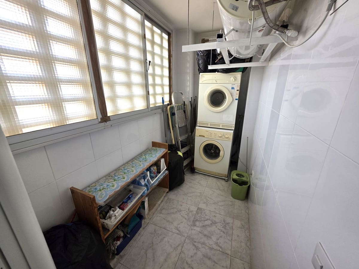 3 soveværelse Lejlighed til salg i Torremolinos med swimmingpool - € 669.000 (Ref: 9782211)