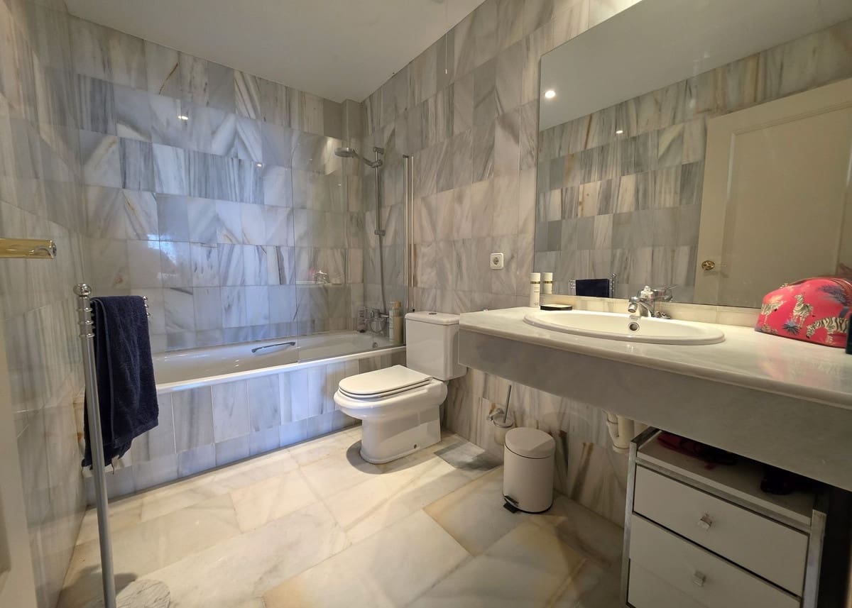 2 camera da letto Appartamento in vendita in La Mairena con piscina garage - 320.000 € (Rif: 9782212)