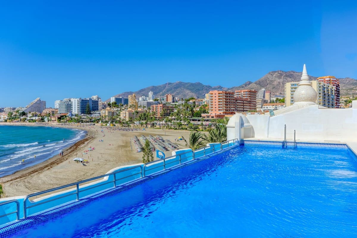 2 chambre Appartement à vendre à Benalmadena Costa avec piscine - 529 000 € (Ref: 9782215)