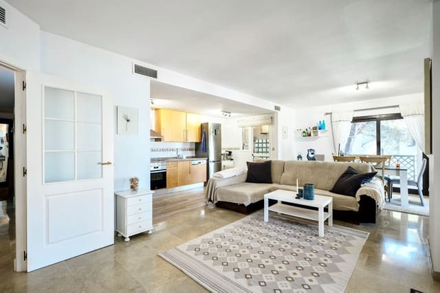 2 slaapkamer Penthouse te koop in Río Real, Marbella met zwembad garage - € 525.000 (Ref: 9782216)