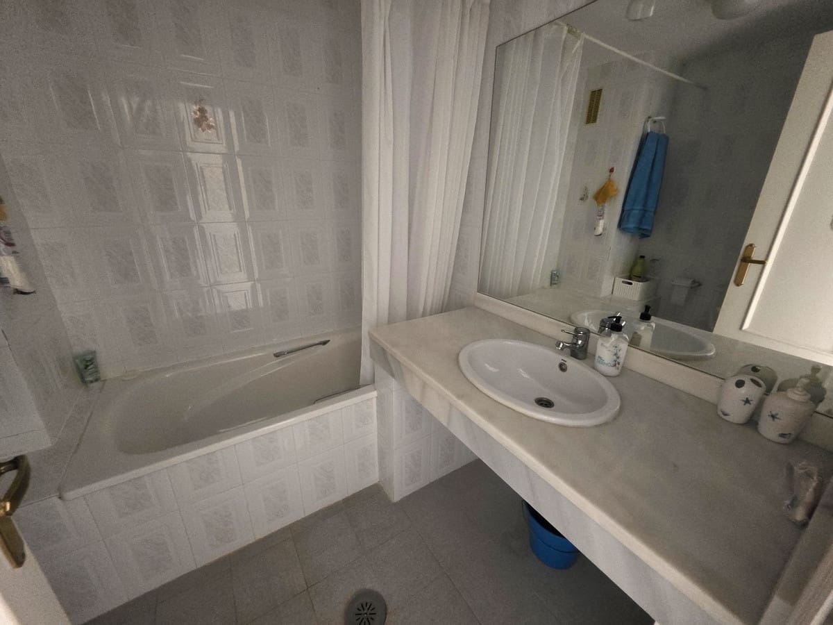 2 quarto Penthouse para venda em Calahonda com piscina garagem - 349 000 € (Ref: 9782218)