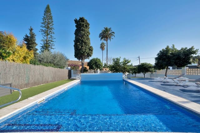 4 sovrum Villa till salu i San Pedro de Alcantara, Marbella med pool garage - 1 400 000 € (Ref: 9784364)