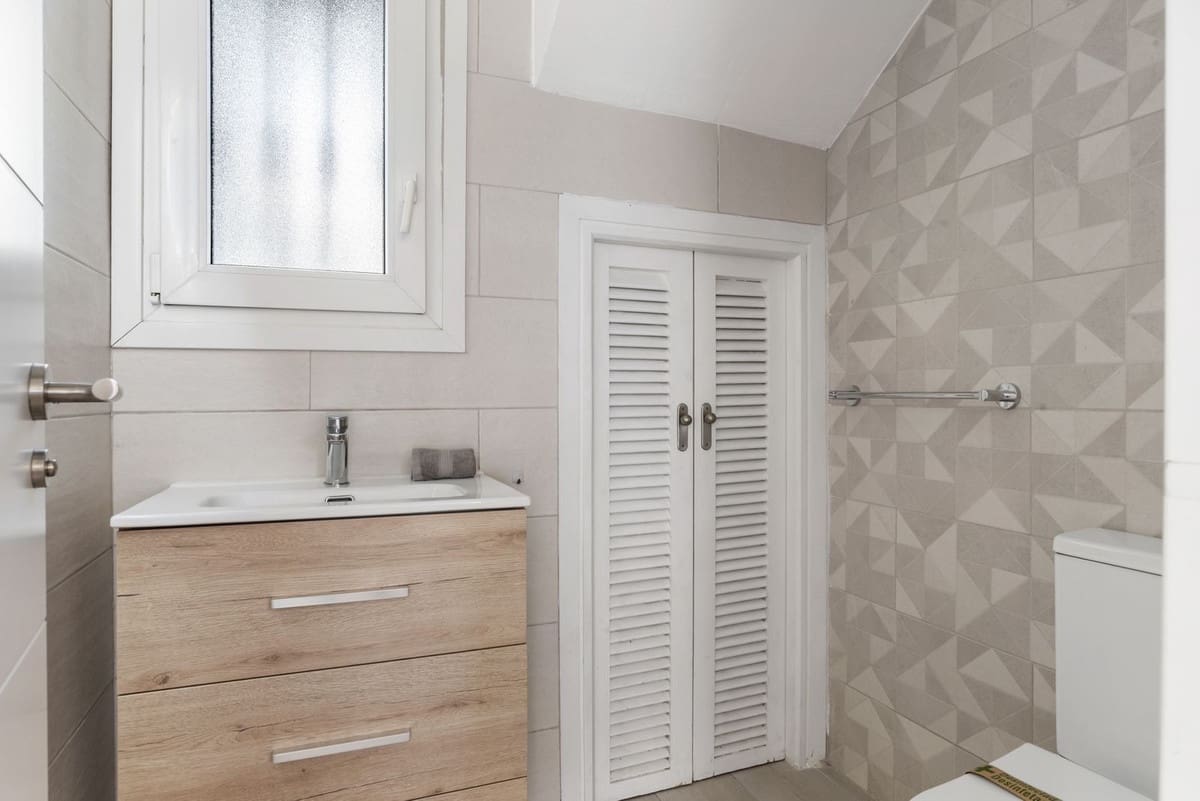 3 sypialnia Dom na sprzedaż w La Cala de Mijas z basenem - 875 000 € (Ref: 9793539)