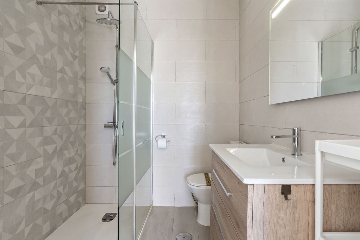 3 sypialnia Dom na sprzedaż w La Cala de Mijas z basenem - 875 000 € (Ref: 9793539)