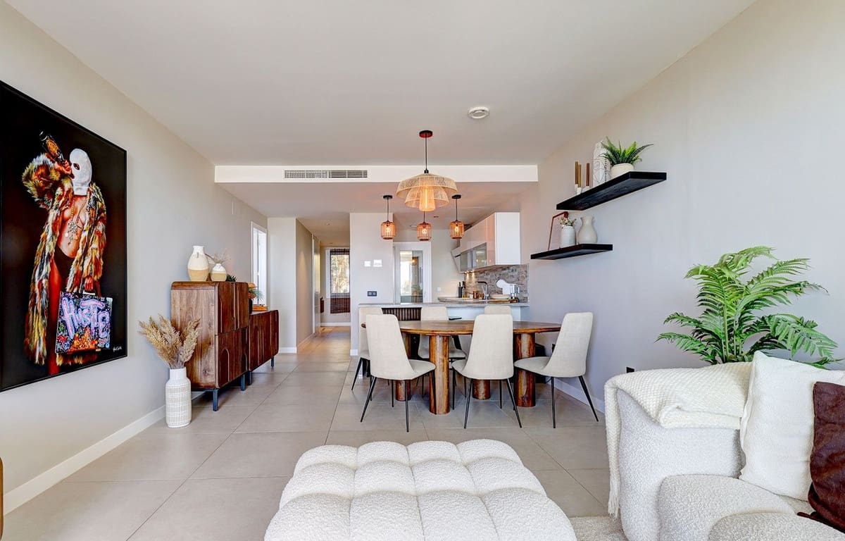 3 sypialnia Apartament na sprzedaż w Benalmadena z basenem garażem - 570 000 € (Ref: 9793557)