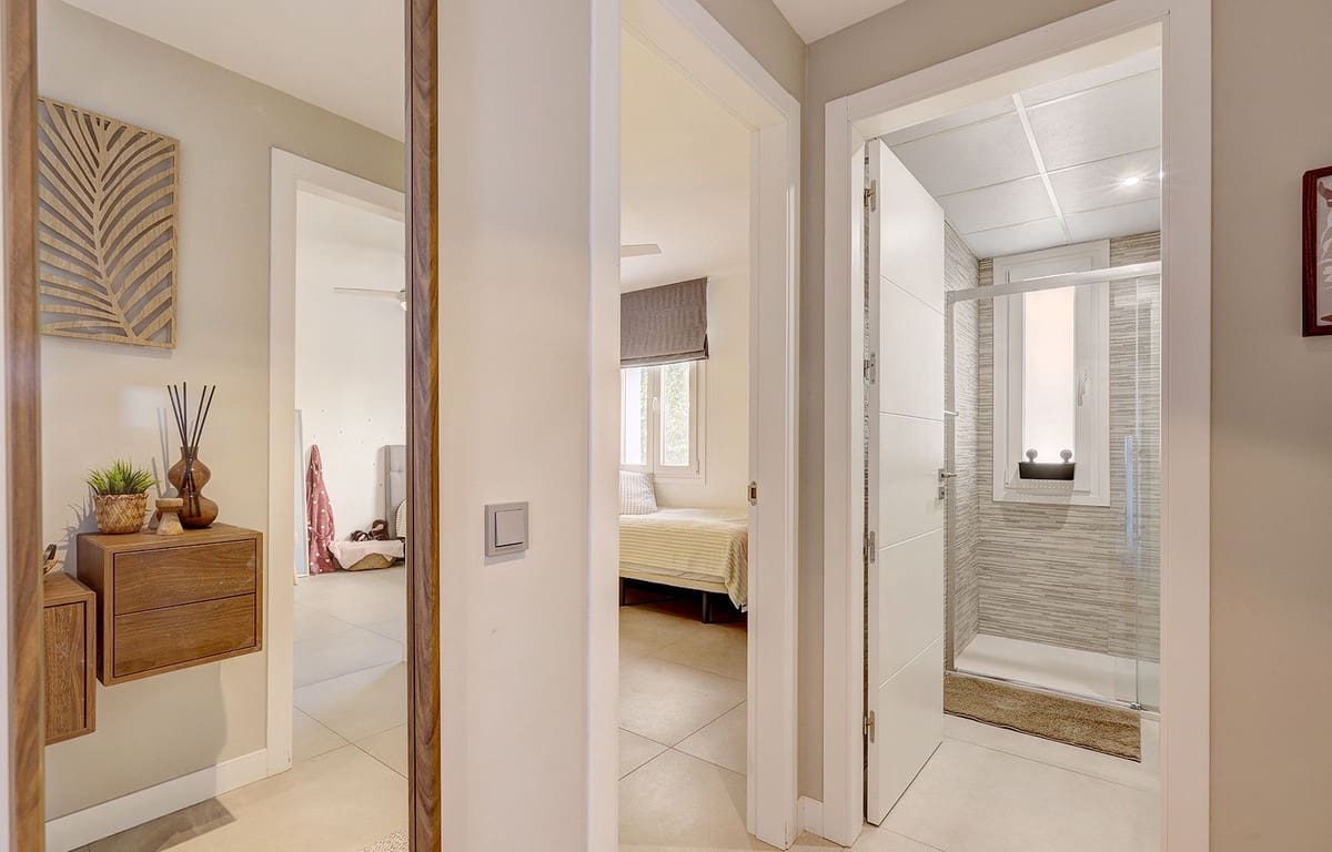 3 sypialnia Apartament na sprzedaż w Benalmadena z basenem garażem - 570 000 € (Ref: 9793557)