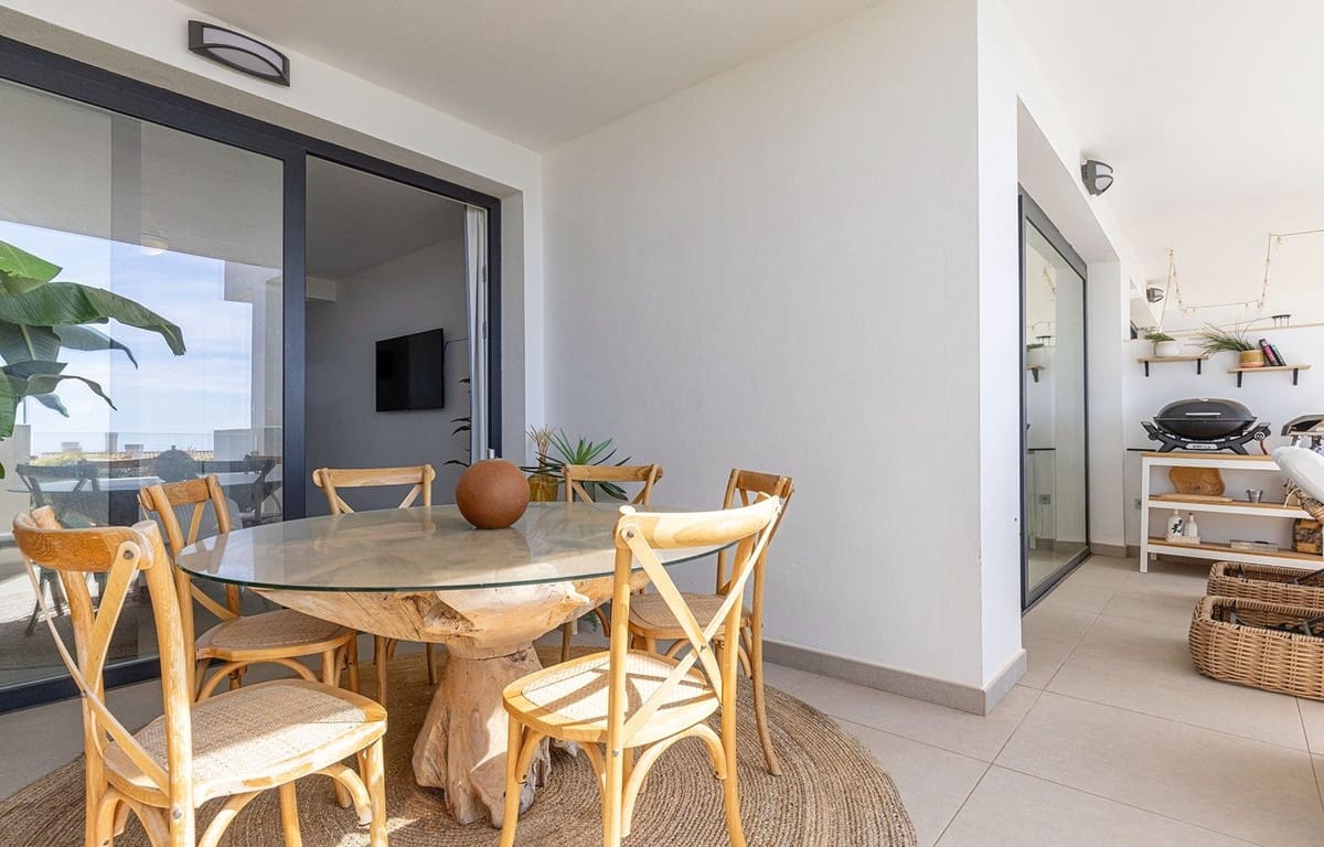 3 sypialnia Apartament na sprzedaż w Benalmadena z basenem garażem - 570 000 € (Ref: 9793557)