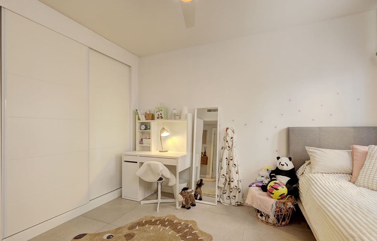 3 sypialnia Apartament na sprzedaż w Benalmadena z basenem garażem - 570 000 € (Ref: 9793557)