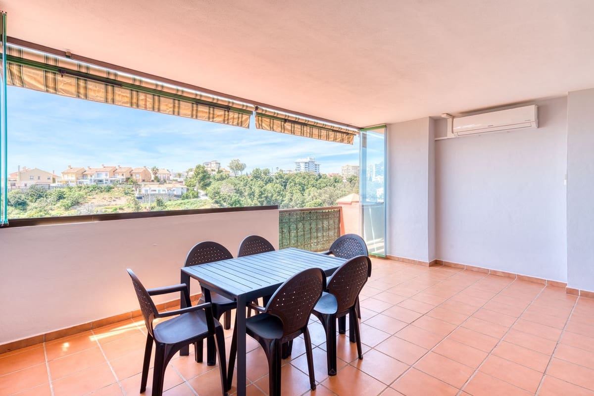 3 sypialnia Penthouse na sprzedaż w Fuengirola z basenem garażem - 630 000 € (Ref: 9795197)