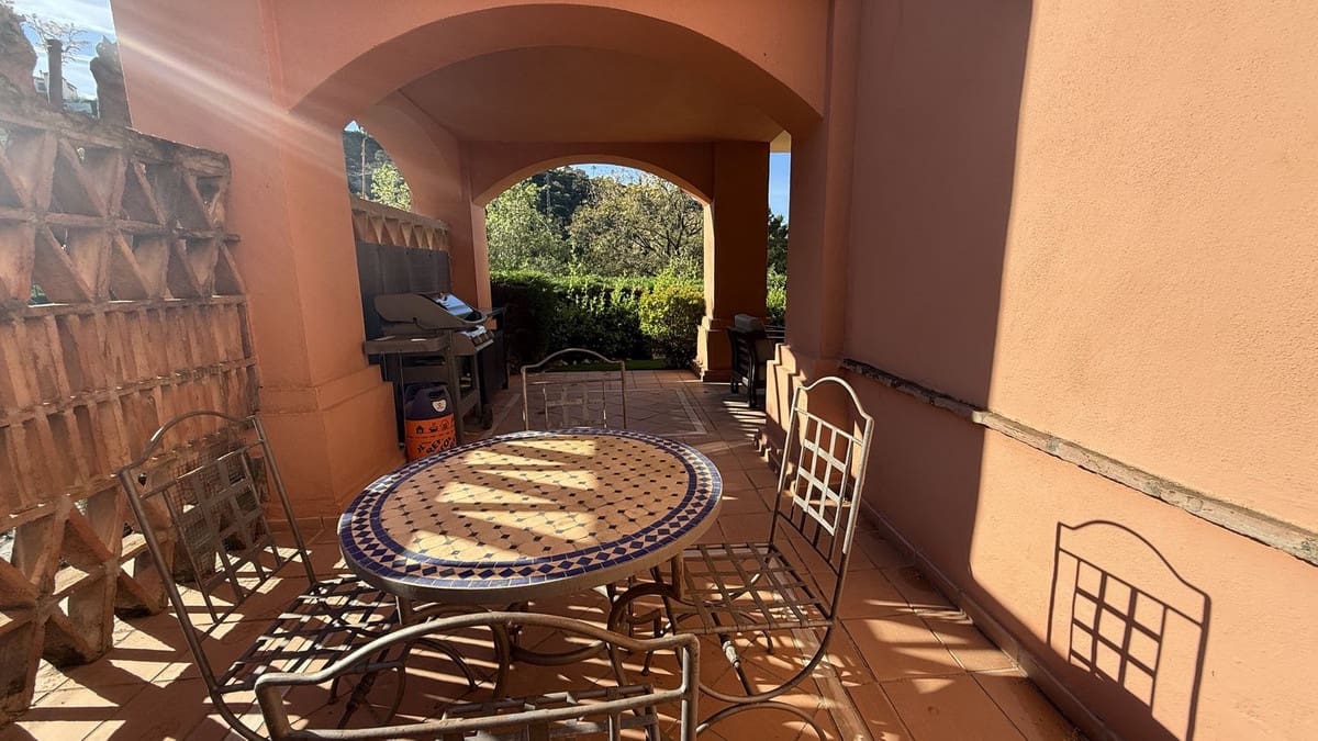 3 sovrum Lägenhet till salu i Los Arqueros med pool garage - 475 000 € (Ref: 9795200)