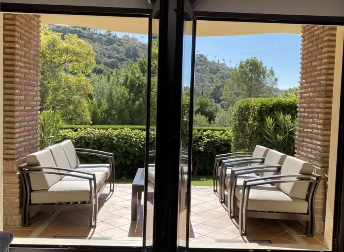 3 sovrum Lägenhet till salu i Los Arqueros med pool garage - 475 000 € (Ref: 9795200)