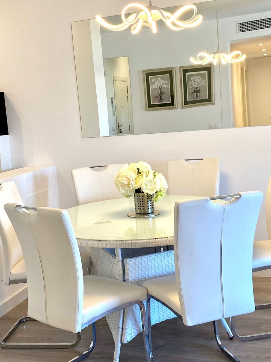 3 bedroom Penthouse for sale in Nueva Andalucia with pool garage - € 529,000 (Ref: 9795207)