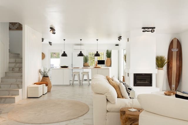 3 soverom Villa til salgs i Sotogrande, San Roque med svømmebasseng garasje - € 1 795 000 (Ref: 9795217)