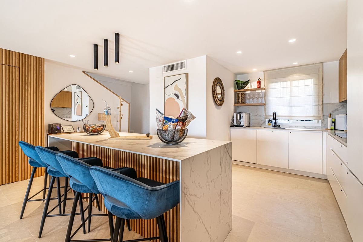 3 camera da letto Casa in vendita in Estepona con piscina garage - 599.000 € (Rif: 9795313)