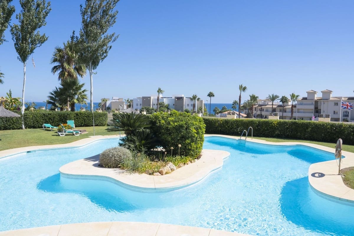 3 camera da letto Casa in vendita in Estepona con piscina garage - 599.000 € (Rif: 9795313)