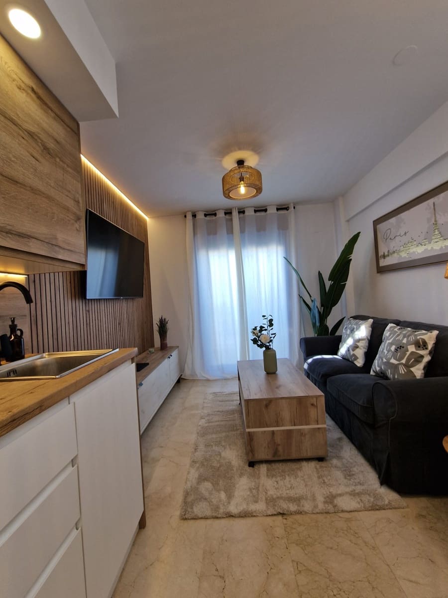 1 quarto Penthouse para venda em Benalmadena Costa com piscina - 329 000 € (Ref: 9795417)