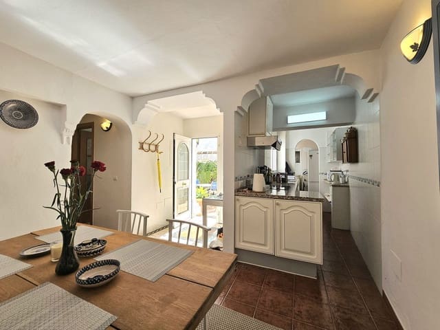 Casa de 2 habitaciones en Mijas en venta - 319.000 € (Ref: 9802514)