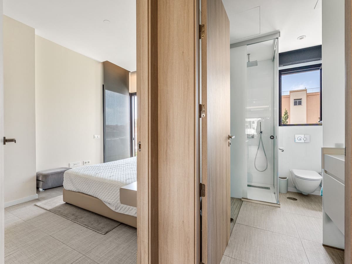 3 slaapkamer Penthouse te koop in Cabopino met zwembad garage - € 1.250.000 (Ref: 9805631)