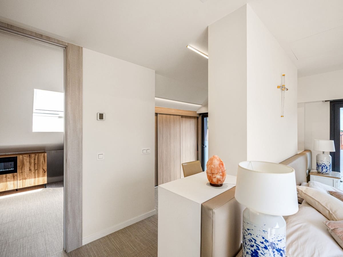 3 slaapkamer Penthouse te koop in Cabopino met zwembad garage - € 1.250.000 (Ref: 9805631)