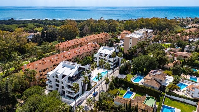 3 slaapkamer Penthouse te koop in Cabopino, Marbella met zwembad garage - € 1.250.000 (Ref: 9805631)