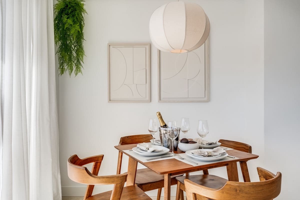 2 soveværelse Penthouse til salg i Estepona med swimmingpool garage - € 520.000 (Ref: 9805650)