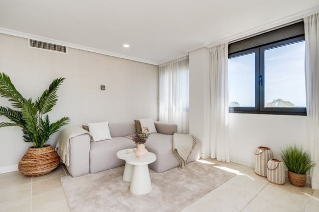 2 soveværelse Penthouse til salg i Estepona med swimmingpool garage - € 520.000 (Ref: 9805650)