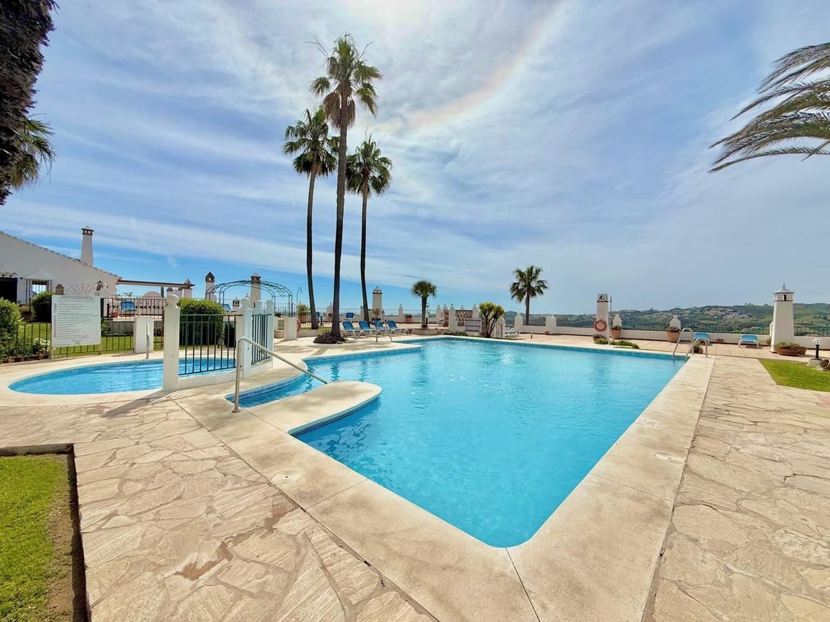 2 sovrum Lägenhet till salu i Mijas Golf med pool garage - 299 000 € (Ref: 9805652)