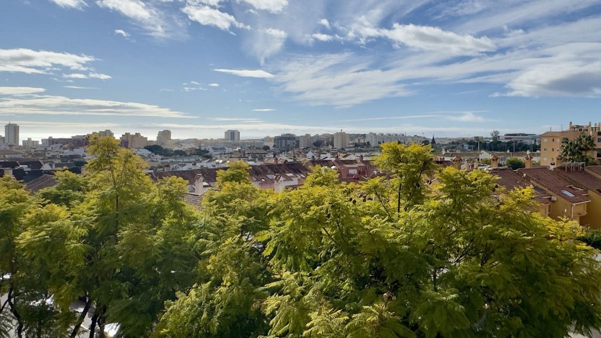 2 sypialnia Apartament na sprzedaż w Fuengirola z basenem garażem - 295 000 € (Ref: 9805656)