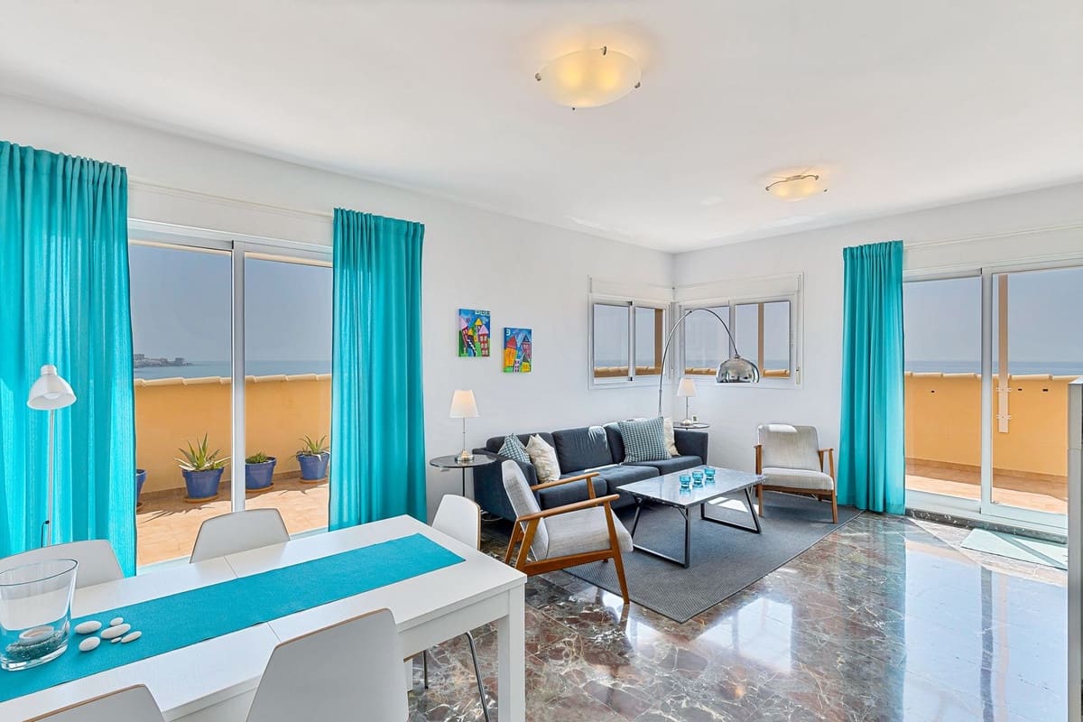 2 chambre Penthouse à vendre à Fuengirola avec piscine - 565 000 € (Ref: 9805657)