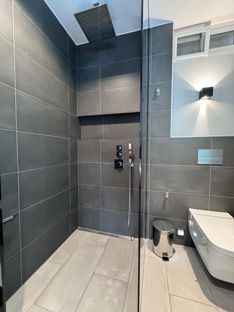 1 soverom Leilighet til salgs i Fuengirola - € 480 000 (Ref: 9805658)