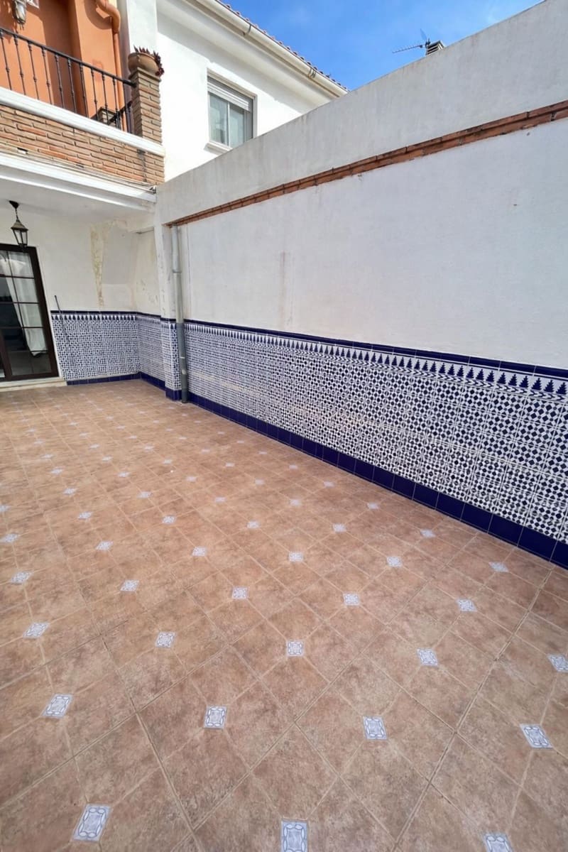 4 Zimmer Haus zu verkaufen in Alhaurin el Grande mit Garage - 320.000 € (Ref: 9806893)