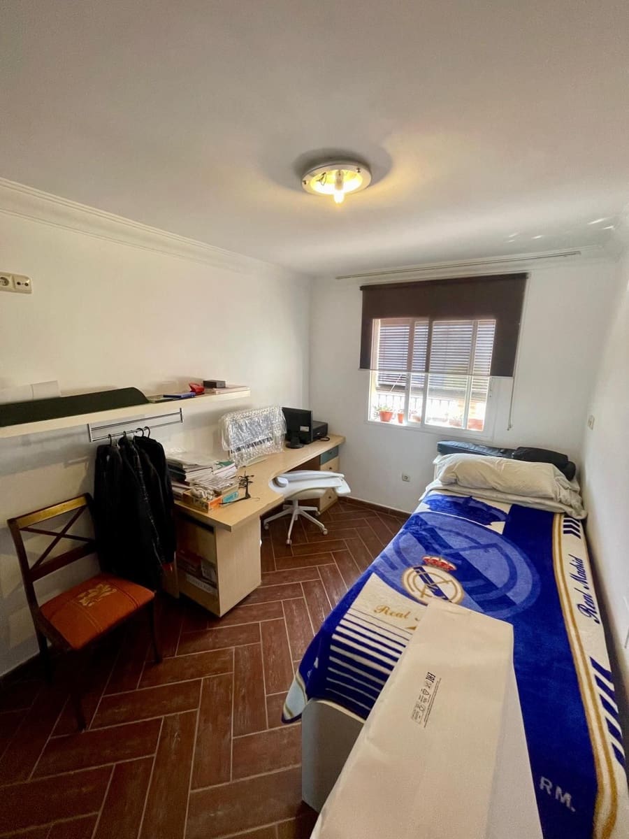 4 Zimmer Haus zu verkaufen in Alhaurin el Grande mit Garage - 320.000 € (Ref: 9806893)